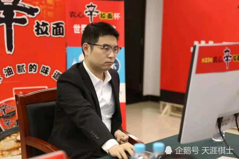在《超凡蜘蛛侠》第546期中，另一位女性乔布森直接从埃里特手中买下了头奖的身份，并使用突变生长激素完成了超能力进化